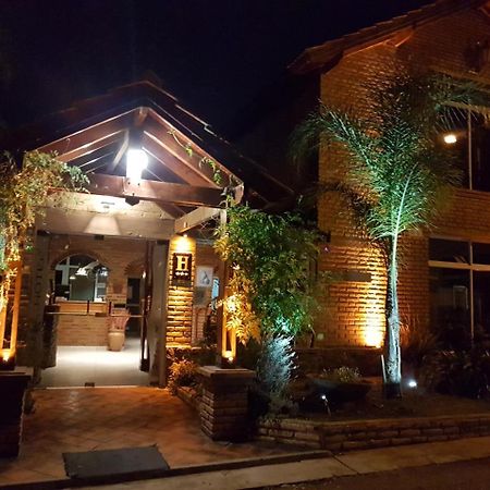 Apart Hotel Piscu Yaco Merlo Dış mekan fotoğraf