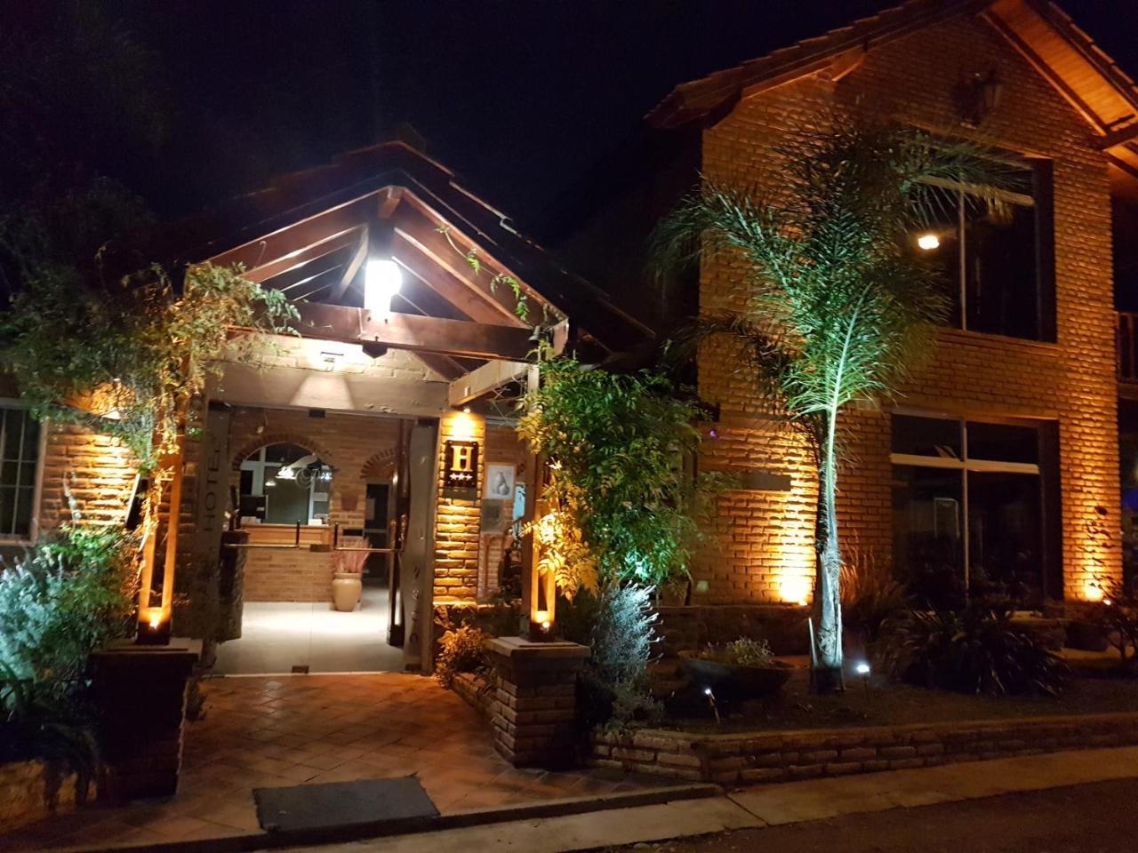 Apart Hotel Piscu Yaco Merlo Dış mekan fotoğraf